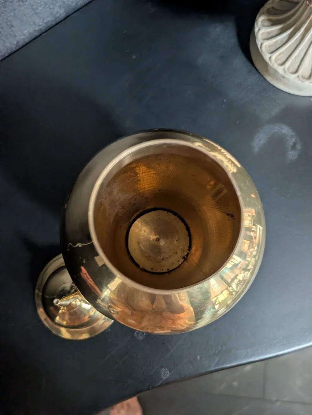 Vintage, Mid-Century Polished Brass Table Vase Urn w/ Lid Decor 10